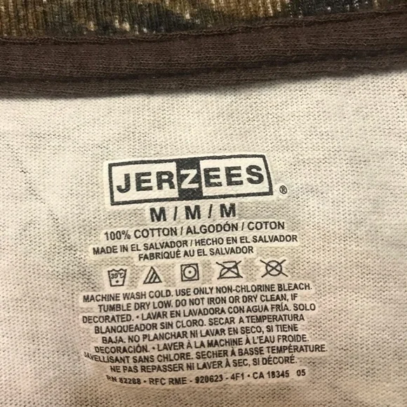 Boys Camoflauge Shirt. Size Medium - Picture 3 of 3